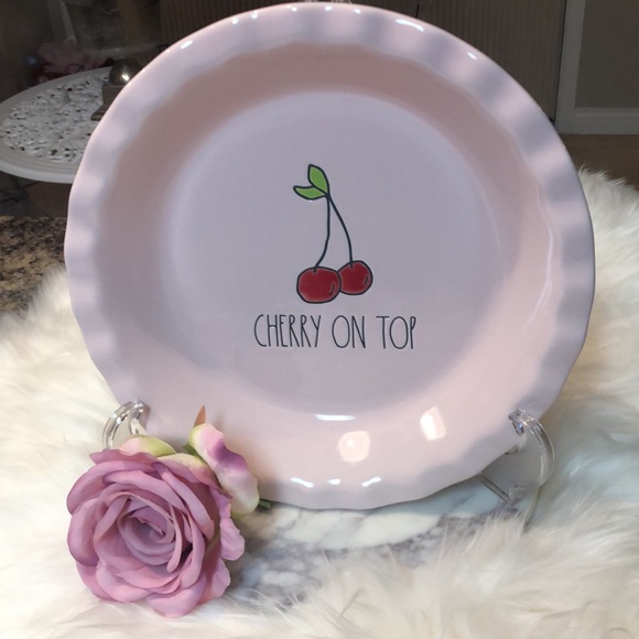 New Rae Dunn Pie Plate & 4 Dessert Plates - Picture 2 of 8